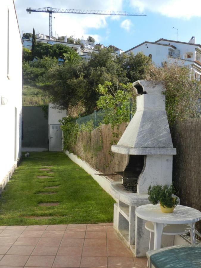 Villa Med Sitges Exterior photo